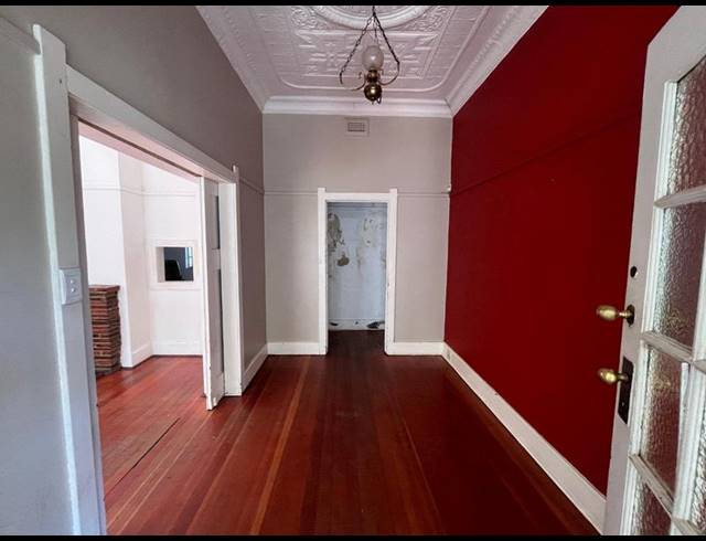 2 BEDROOM HOUSE FOR SALE IN KENSINGTON
